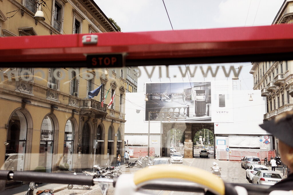 20140621-Italy-Milano-Projekt-Hop-On-Hop-Off-Sightseeing-Linie-A-Red-S-0012-DxOFP.jpg